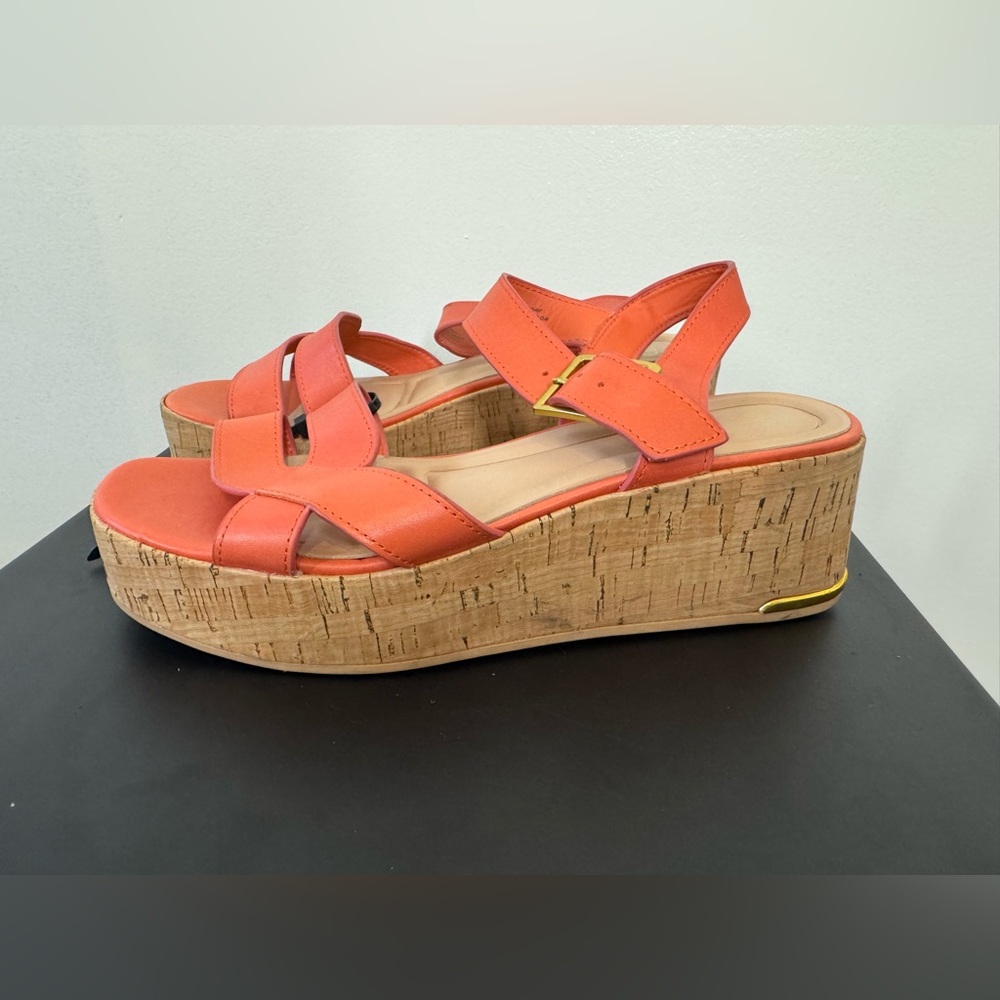 Franco Sarto Red Leather Sandals Cork Heel Size 9 Gold hardware EUC Tilly Buckle